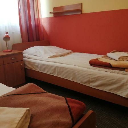 Pensjonat Kozienice Esterno foto